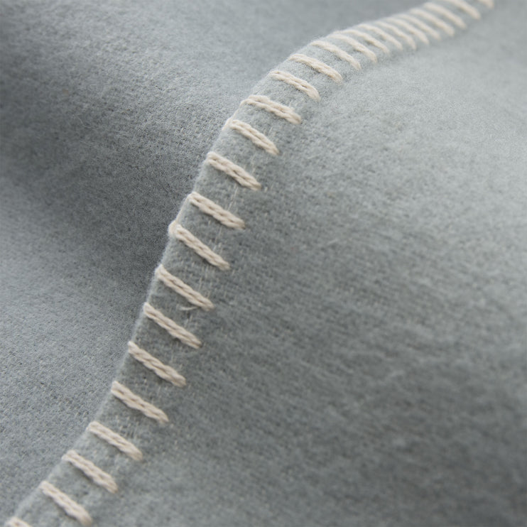 Laussa Blanket light green grey & off-white, 100% organic cotton | URBANARA cotton blankets